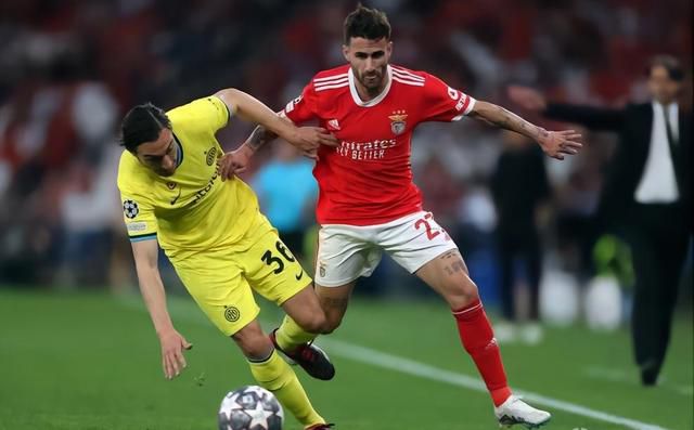 白丝校花扒腿让我c