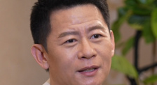 午夜成人在线视频